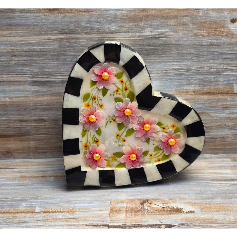 MacKenzie-Childs Heart Trinket Box Courtly Check Floral Capiz Shell Jewelry Box